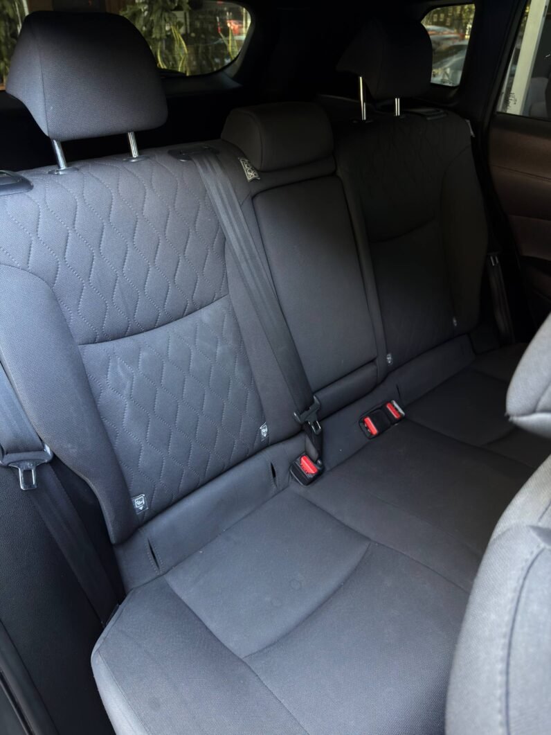 
								TOYOTA COROLLA CROSS XEI HYBRID 1.8 AT full									