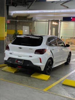 CHEVROLET ONIX RS MT HB