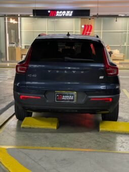 VOLVO XC40 PURE RECHARGE ELECTRICA AT