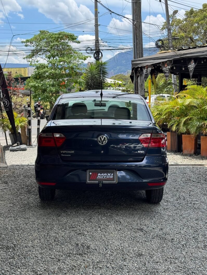 
								VOLKSWAGEN VOYAGE TRENDLINE MT 1.6 SD full									