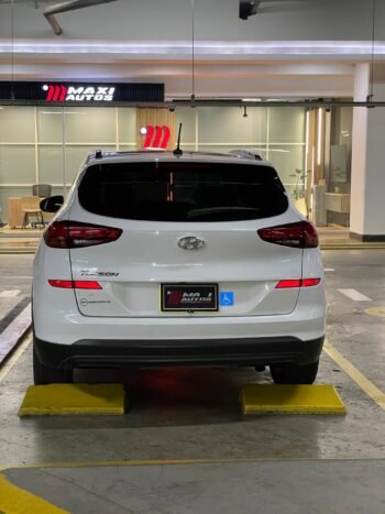 HYUNDAI NEW TUCSON PREMIUM AT 2.0 4×2