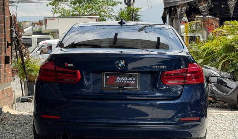 
								BMW 318i LCI EXCLUSIVE 1.5L TRIPTONIC full									