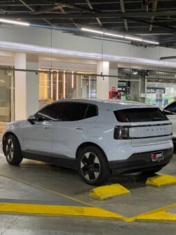 
										VOLVO EX30 CORE AT ELECTRICO full									