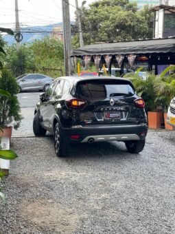 
										RENAULT CAPTUR INTENS AT 2.0 4X2 full									