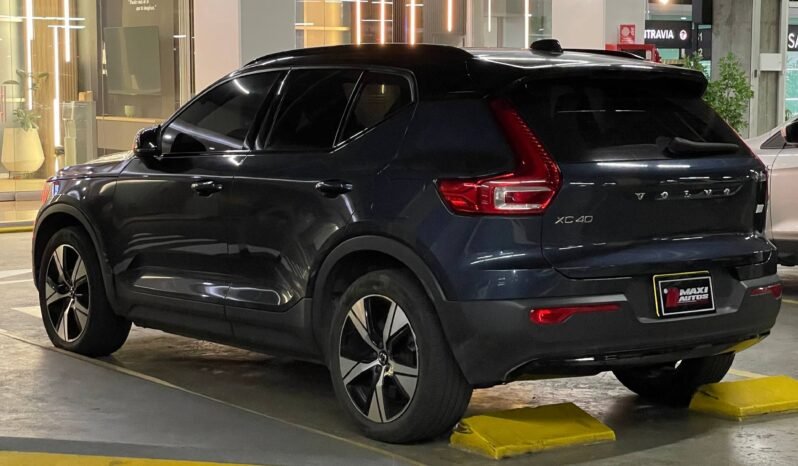 
								VOLVO XC40 PURE RECHARGE ELECTRICA AT full									
