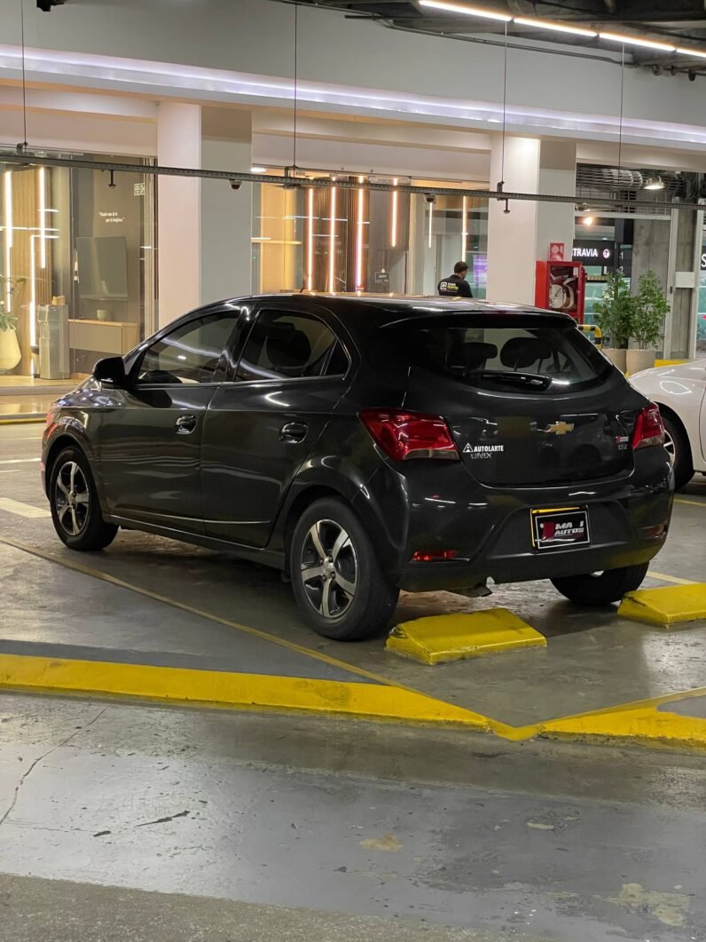 
								CHEVROLET ONIX LTZ 1.4 AT HB full									
