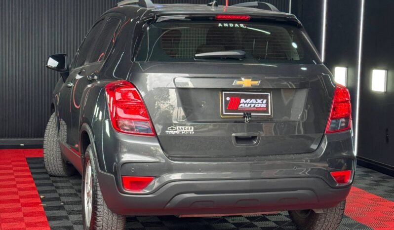 
								CHEVROLET TRACKER LS AT 1.8 4X2 full									