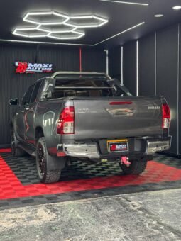 
										TOYOTA HILUX 2.8 DIESEL AT 4X4 full									