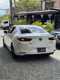
										MAZDA 3 TOURING AT 2.0 HIBRIDO SD full									