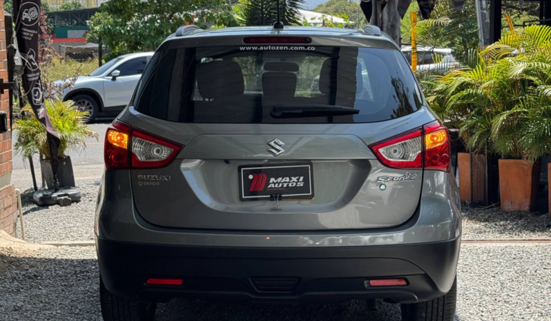 
								SUZUKI SCROSS 2WD MT GL1.6 4X2 full									