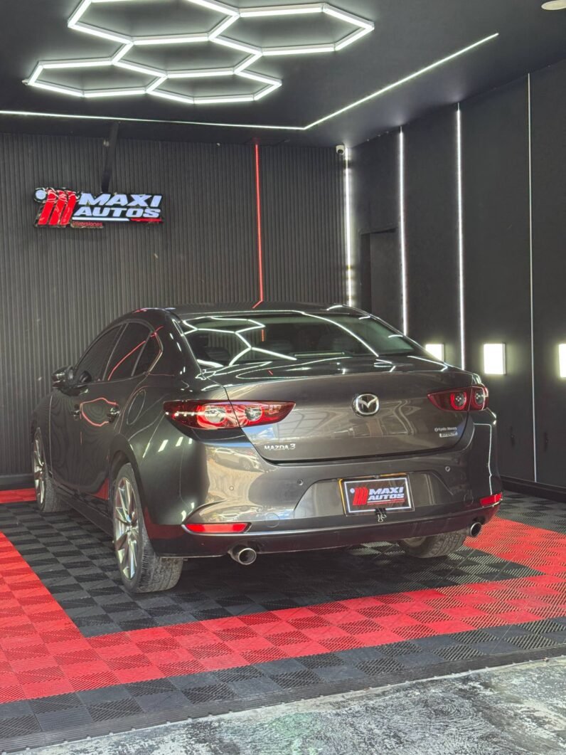 
								MAZDA 3 GRAND TOURING 2.0 AT full									