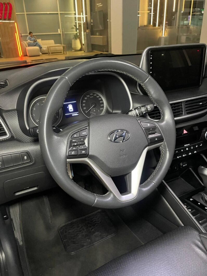 
								HYUNDAI NEW TUCSON PREMIUM AT 2.0 4×2 full									