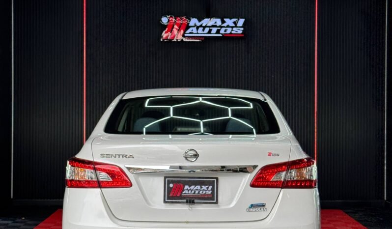 
								NISSAN SENTRA B17 ADVANCE  MT 1.8 full									