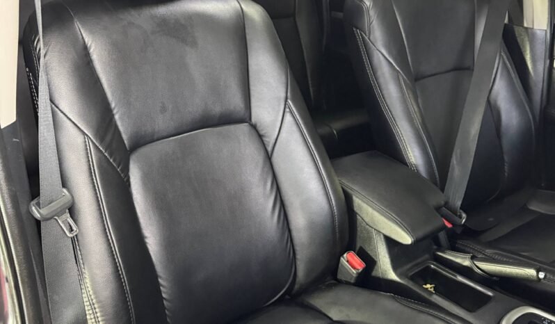 
								TOYOTA HILUX 2.8 DIESEL AT 4X4 full									