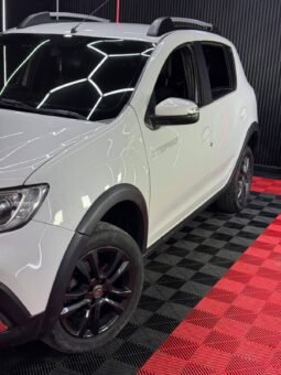 
										RENAULT STEPWAY INTENS AT full									