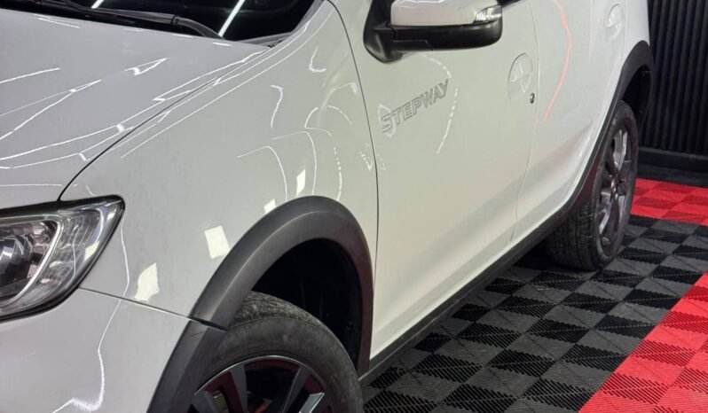 
								RENAULT STEPWAY INTENS AT full									