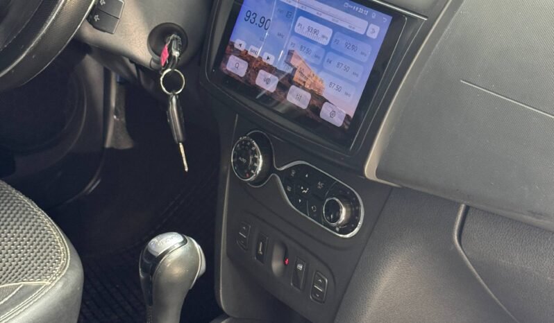 
								RENAULT STEPWAY INTENS MT 1.6 full									
