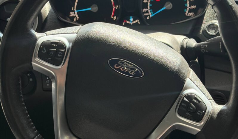 
								FORD FIESTA TITANIUM AT 1.6 full									