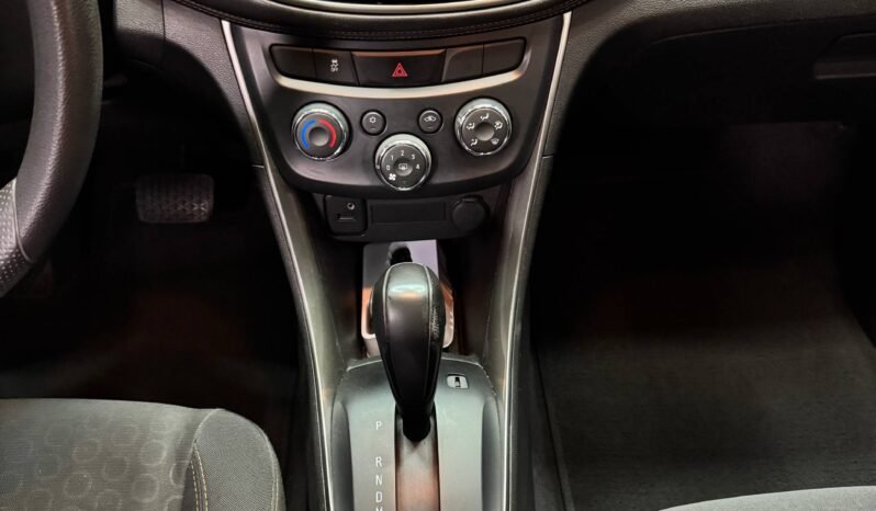 
								CHEVROLET TRACKER LS AT 1.8 4X2 full									
