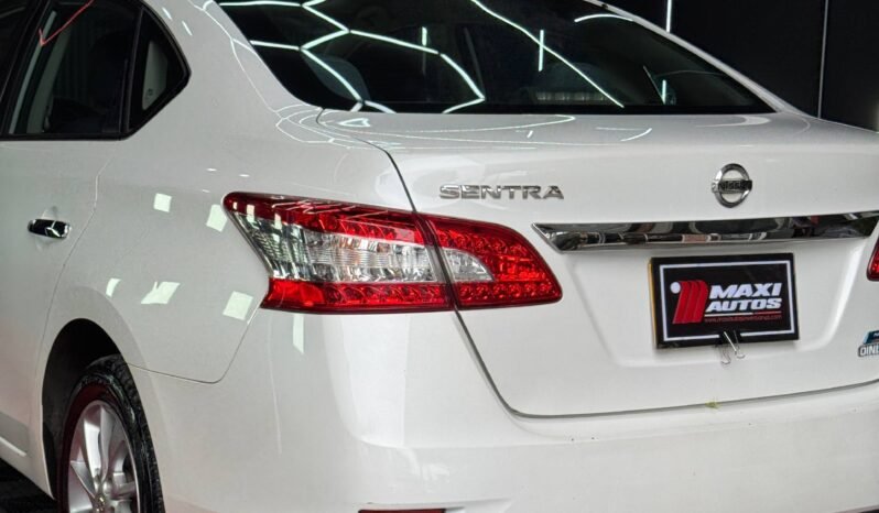 
								NISSAN SENTRA B17 ADVANCE  MT 1.8 full									