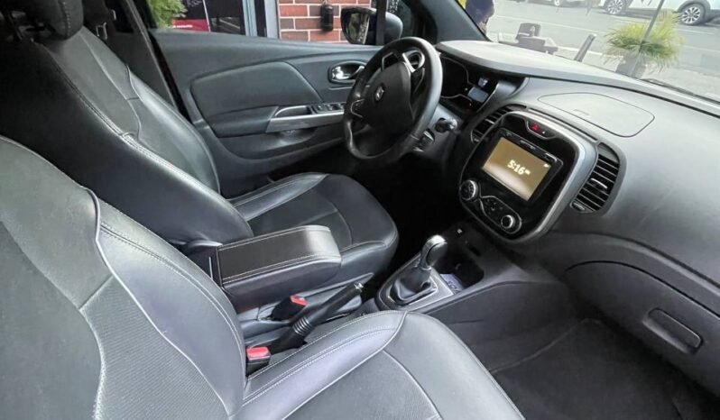 
								RENAULT CAPTUR INTENS AT 2.0 4X2 full									
