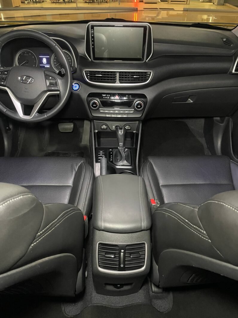 
								HYUNDAI NEW TUCSON PREMIUM AT 2.0 4×2 full									