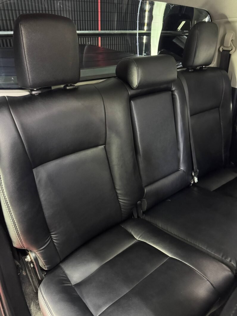 
								TOYOTA HILUX 2.8 DIESEL AT 4X4 full									
