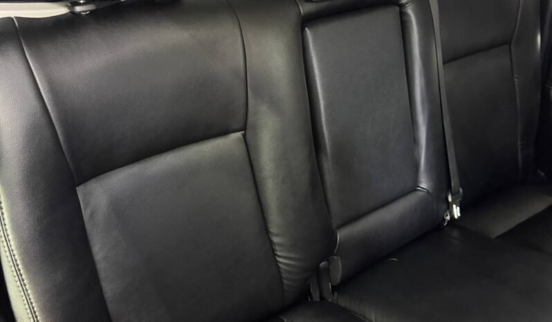 
								TOYOTA HILUX 2.8 DIESEL AT 4X4 full									