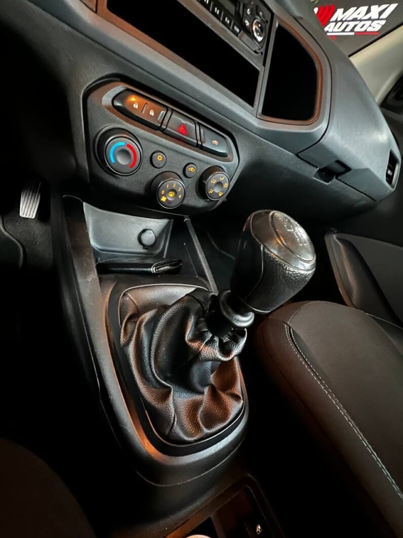 
								CHEVROLET JOY 1.4 MT SEDAN full									