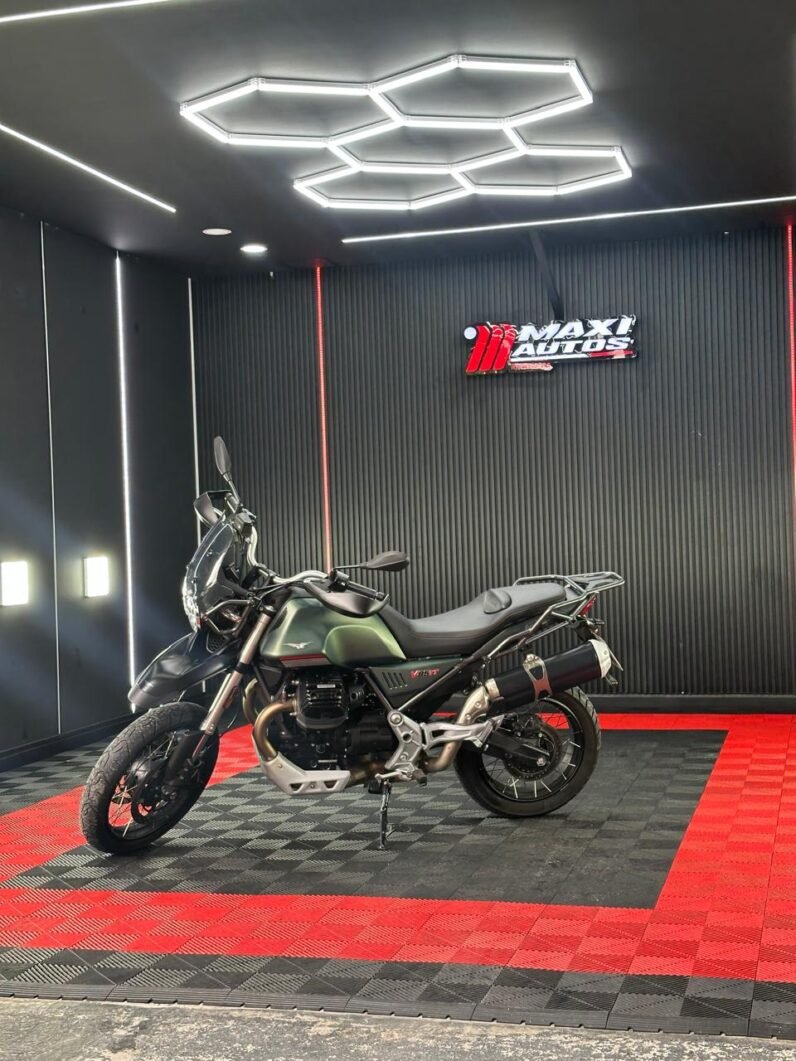 
								MOTO GUZZI V85 TT E5 full									
