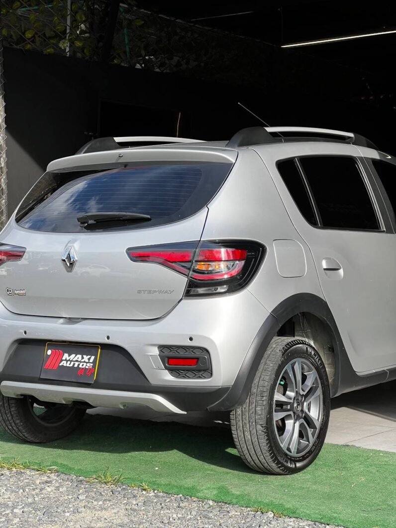 
								RENAULT STEPWAY INTENS MT 1.6 full									