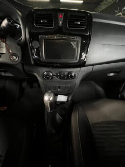 
										RENAULT STEPWAY INTENS MT 1.6 full									