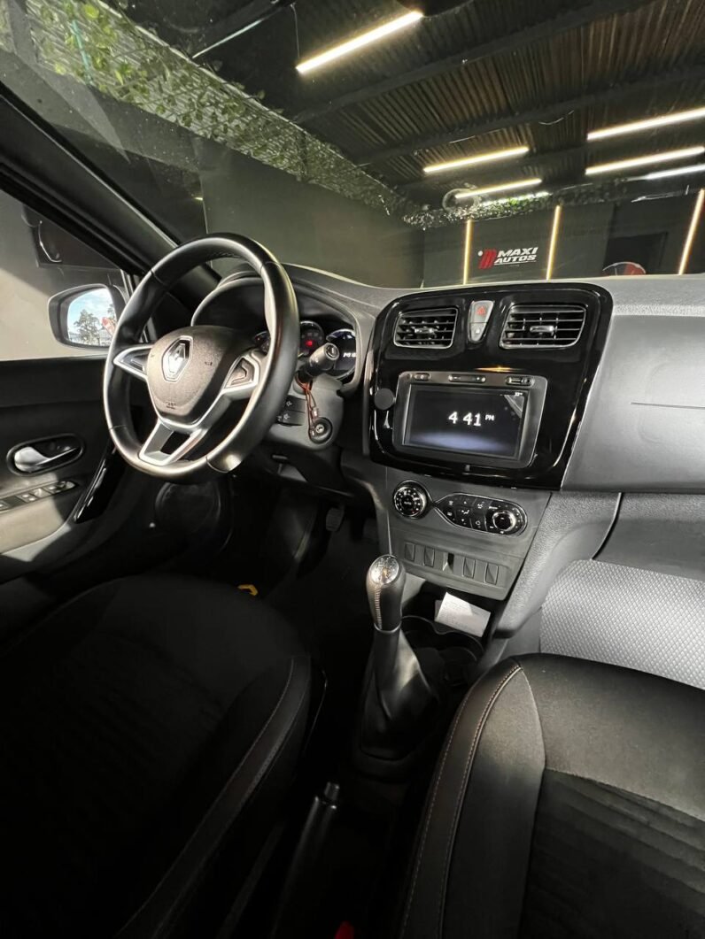 
								RENAULT STEPWAY INTENS MT 1.6 full									