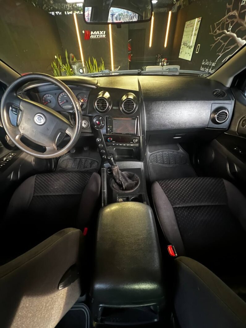 
								SSANGYONG ACTYON G23D MT 2.3 4X4 full									