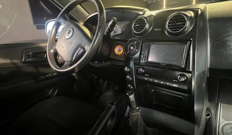 
								SSANGYONG ACTYON G23D MT 2.3 4X4 full									