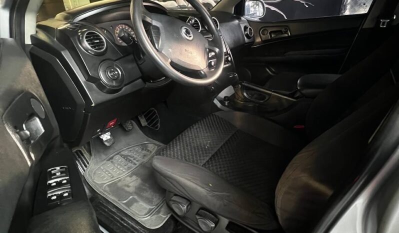 
								SSANGYONG ACTYON G23D MT 2.3 4X4 full									