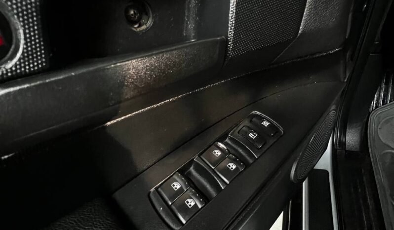 
								SSANGYONG ACTYON G23D MT 2.3 4X4 full									