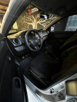
										RENAULT KWID ZEN MT 1.0 full									