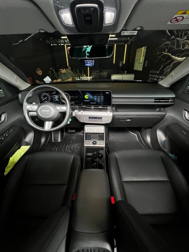 
								HYUNDAI KONA LIMITED HIBRIDA 1.6 AT 4X2 full									