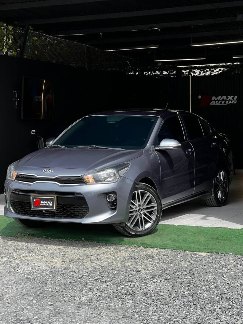 
								KIA RIO VIBRANT AT 1.4 SD full									