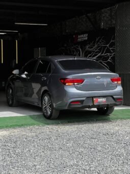 
										KIA RIO VIBRANT AT 1.4 SD full									