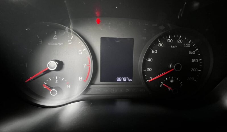 
								KIA RIO VIBRANT AT 1.4 SD full									