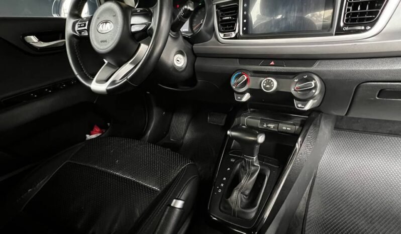 
								KIA RIO VIBRANT AT 1.4 SD full									