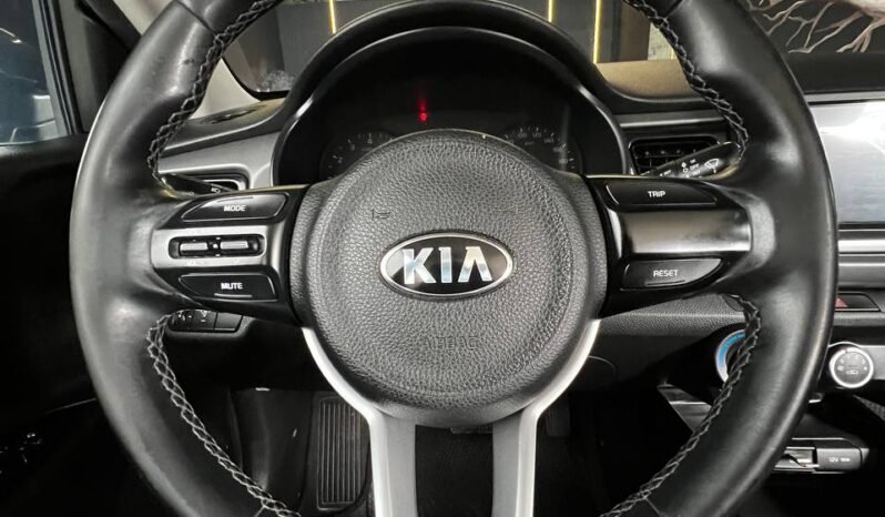 
								KIA RIO VIBRANT AT 1.4 SD full									