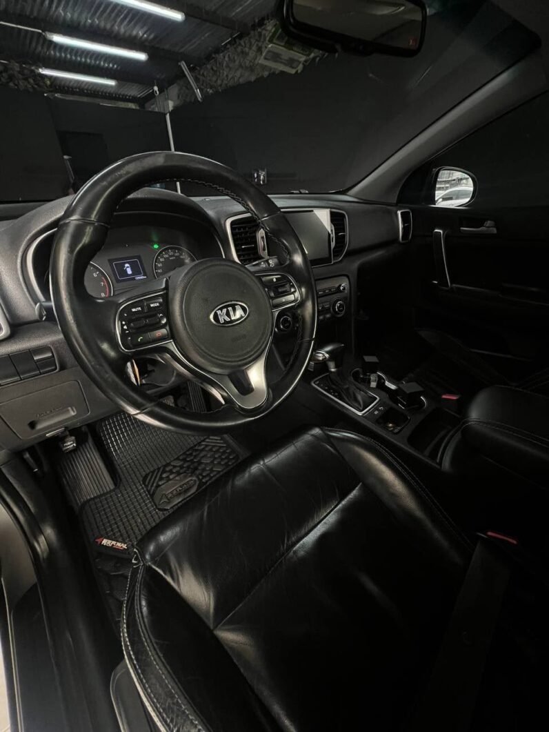 
								KIA SPORTAGE LX MT 2.0 4X2 full									