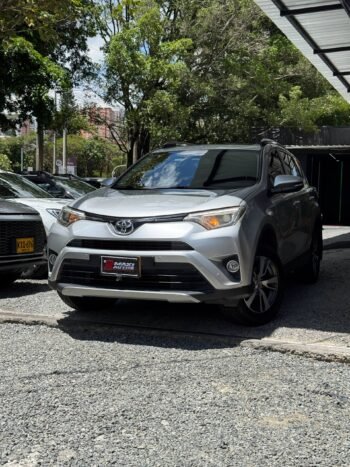 TOYOTA RAV4 STREET 2.0L AT 4×2