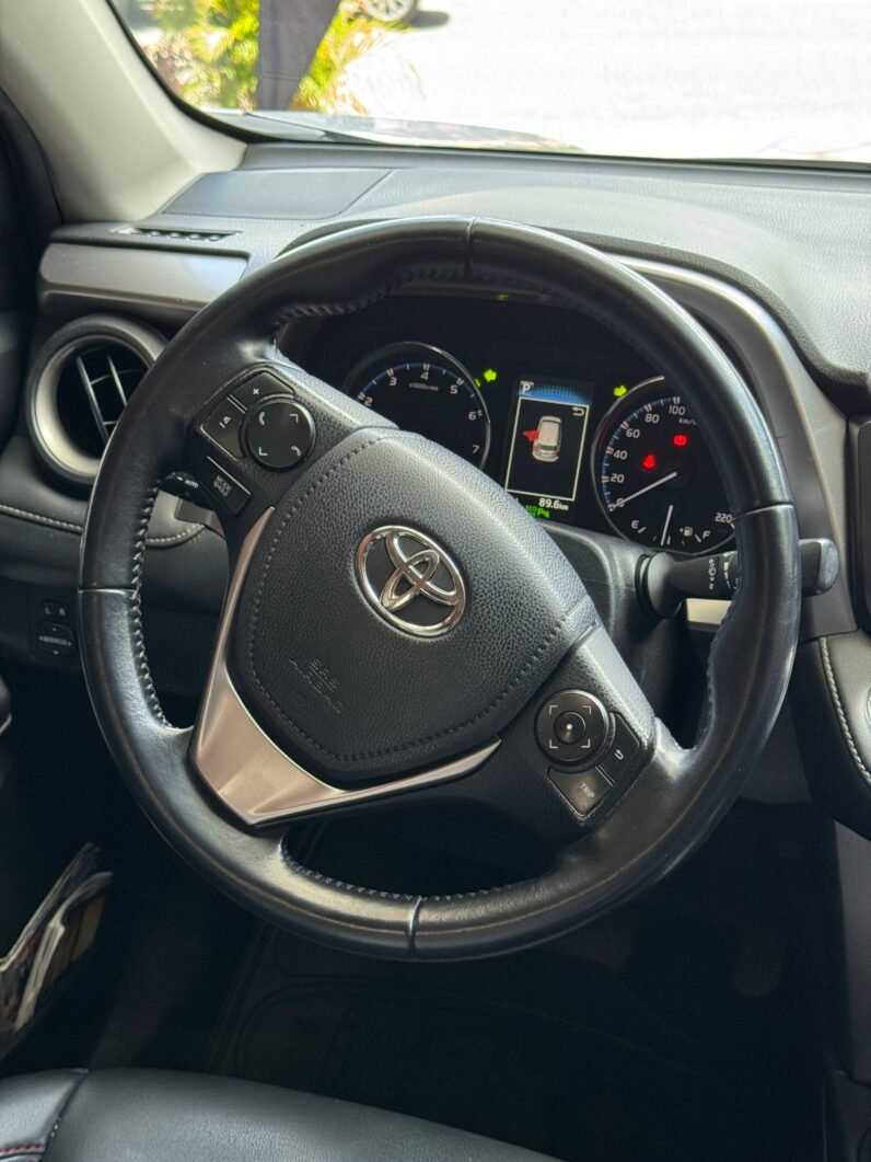 
								TOYOTA RAV4 STREET 2.0L AT 4×2 full									
