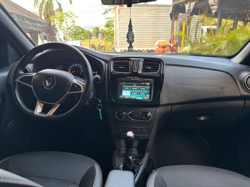 
								RENAULT STEPWAY INTENS AUT CVT 1.6 full									