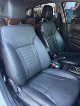 
										FORD FIESTA TITANIUM AT 1.6 full									
