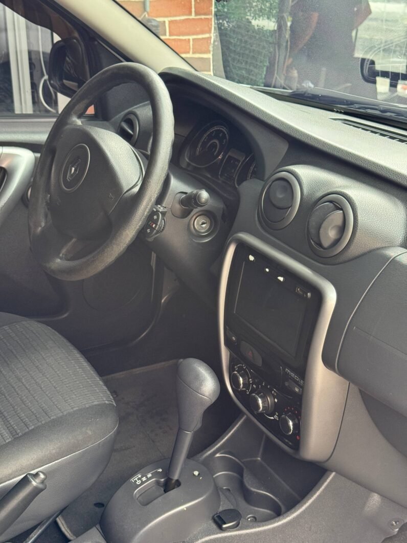 
								RENAULT SANDERO AUTOMATIQ full									